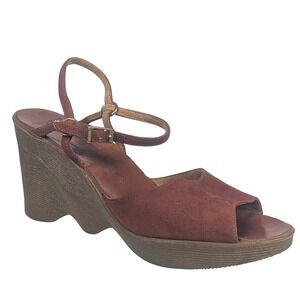 Vintage 70s Famolare Hi-Up Brown Suede Wavy Platform Wedge Sandals Made in Italy